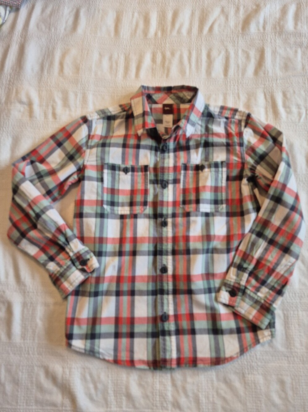 Tea Collection boys size 7 plaid button down shirt VGUC